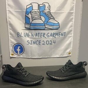 Men’s 11 Yeezys